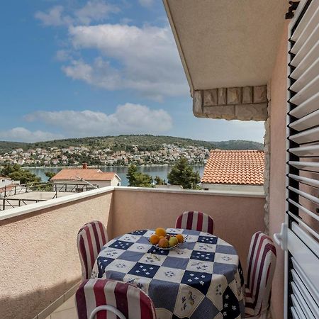 Apartmani Prkacin Trogir Exteriör bild