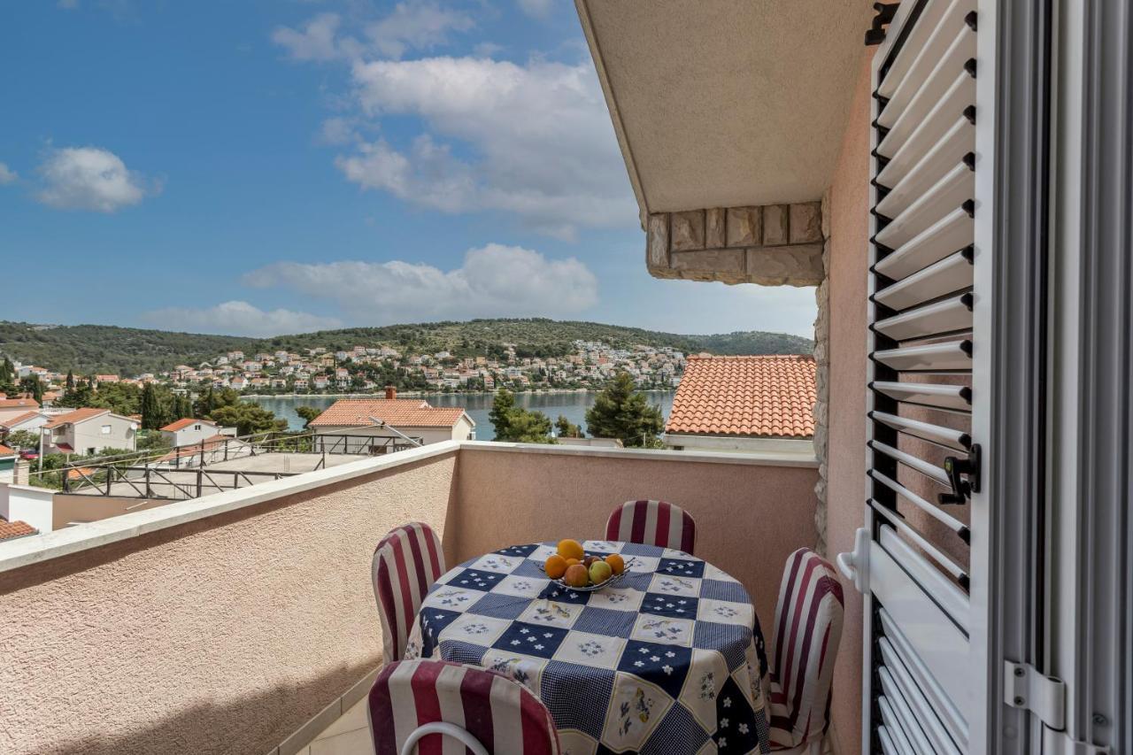 Apartmani Prkacin Trogir Exteriör bild