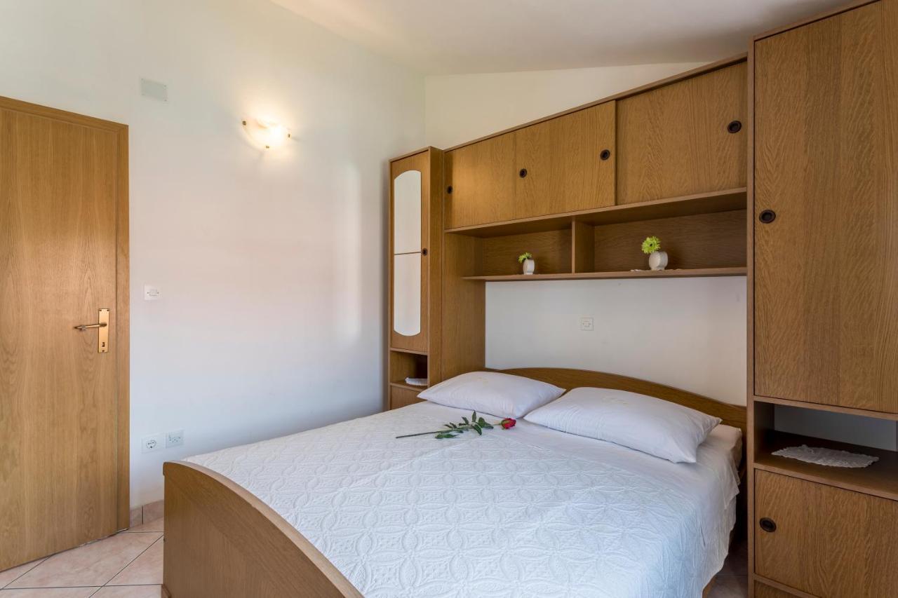 Apartmani Prkacin Trogir Exteriör bild