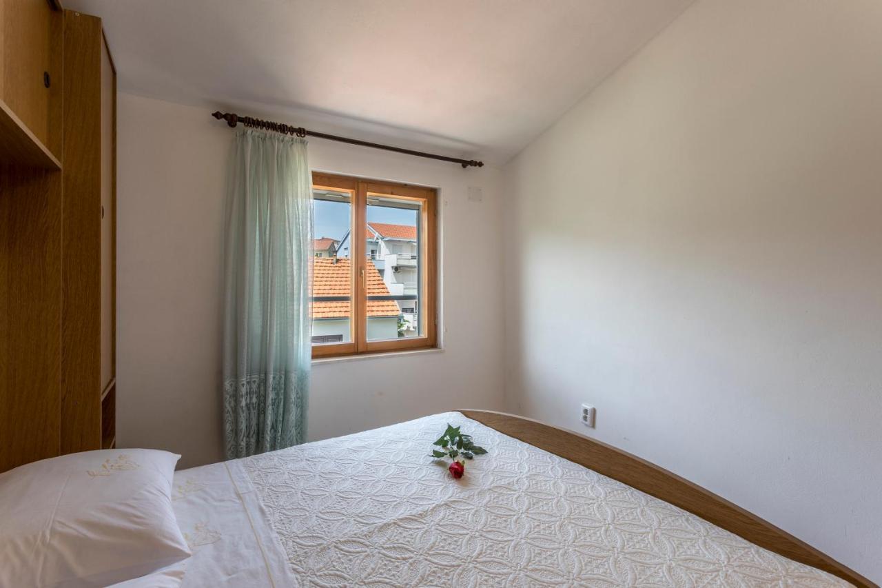 Apartmani Prkacin Trogir Exteriör bild