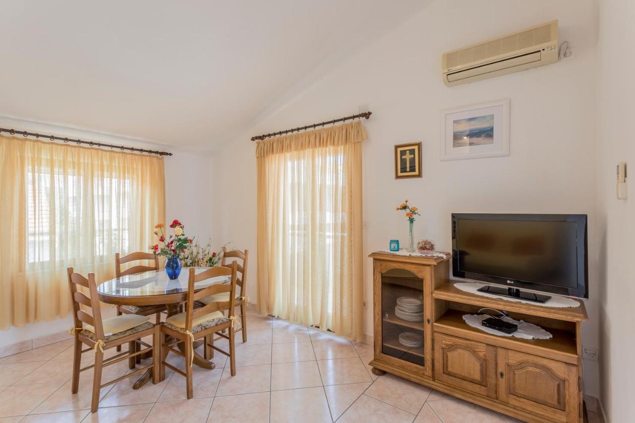 Apartmani Prkacin Trogir Exteriör bild