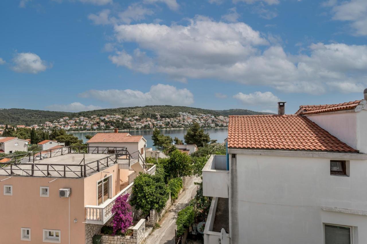 Apartmani Prkacin Trogir Exteriör bild