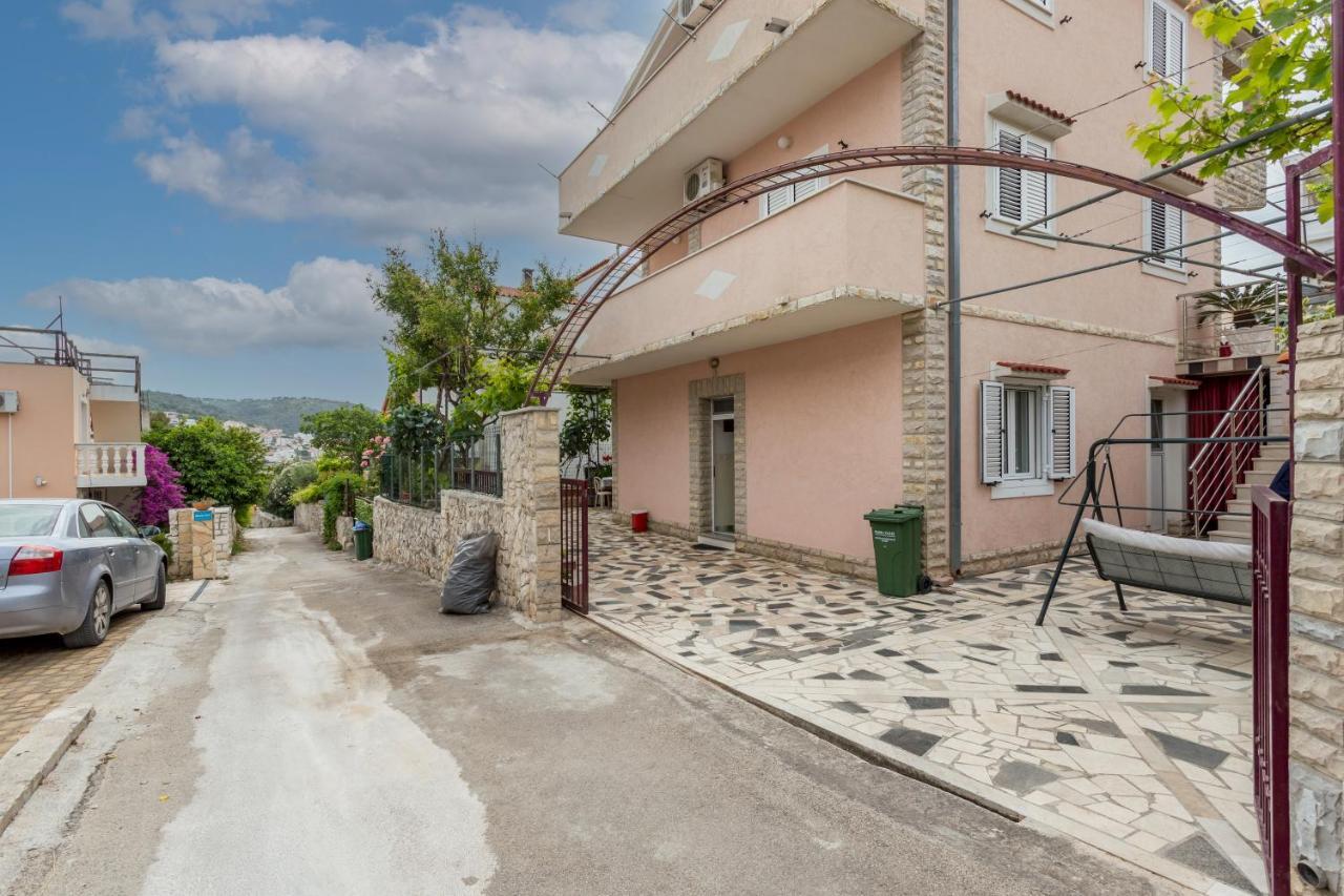 Apartmani Prkacin Trogir Exteriör bild