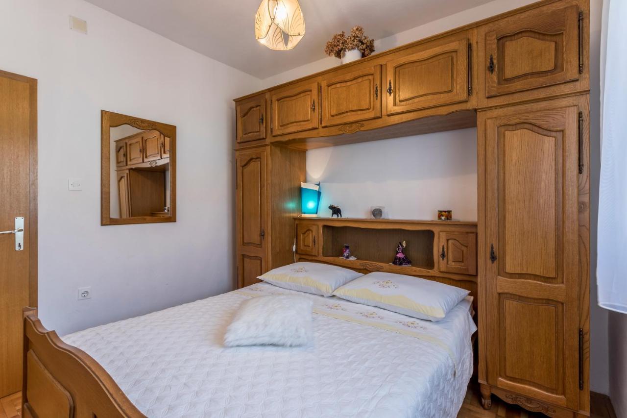 Apartmani Prkacin Trogir Exteriör bild