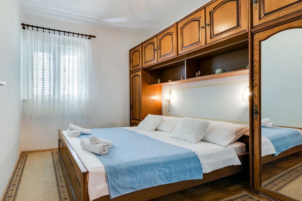 Apartmani Prkacin Trogir Exteriör bild