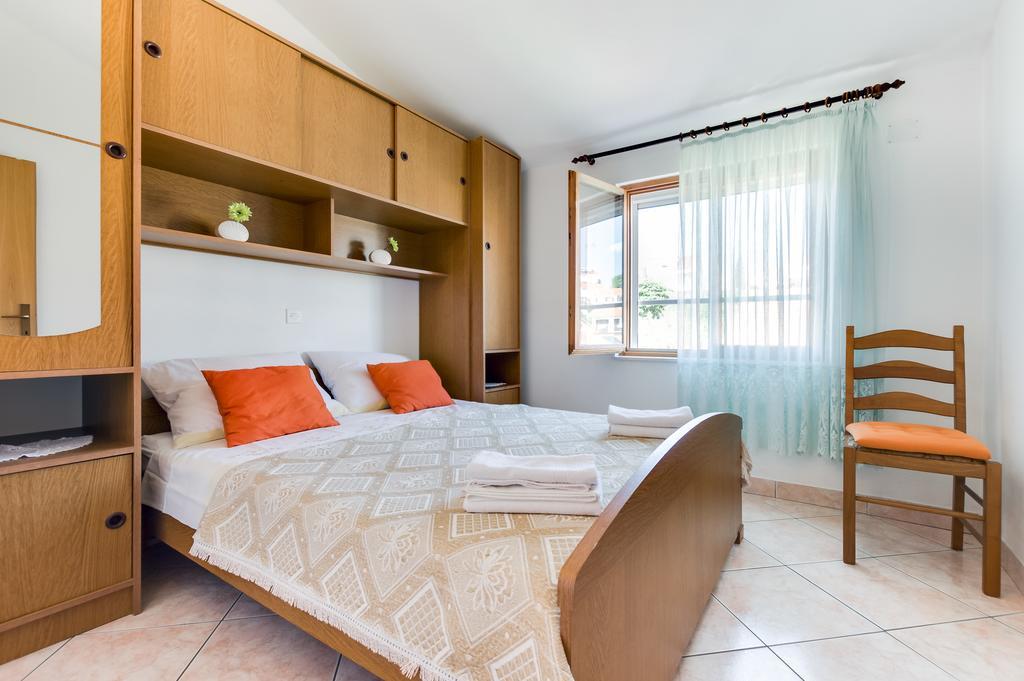 Apartmani Prkacin Trogir Exteriör bild