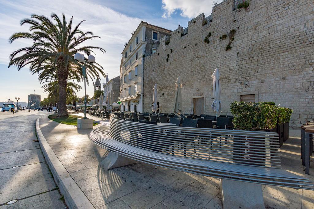 Apartmani Prkacin Trogir Exteriör bild